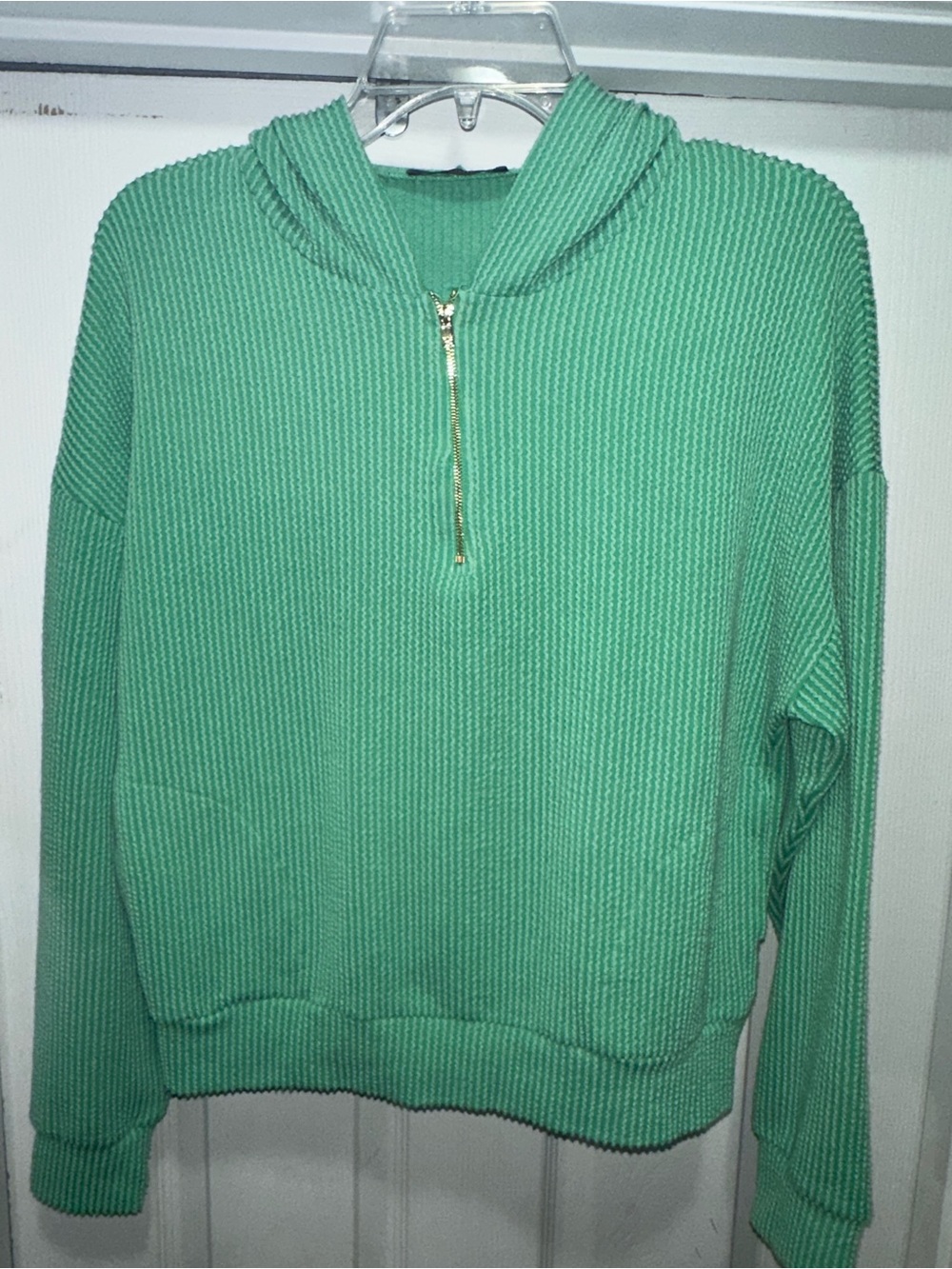 Vibrant Green Ribbed Quarter-Zip Hoodie Sweatshirt BOMBOM brand size Small